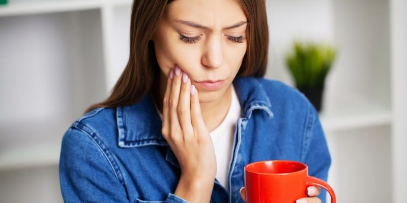 Tratamiento de sensibilidad dental en clínica dental